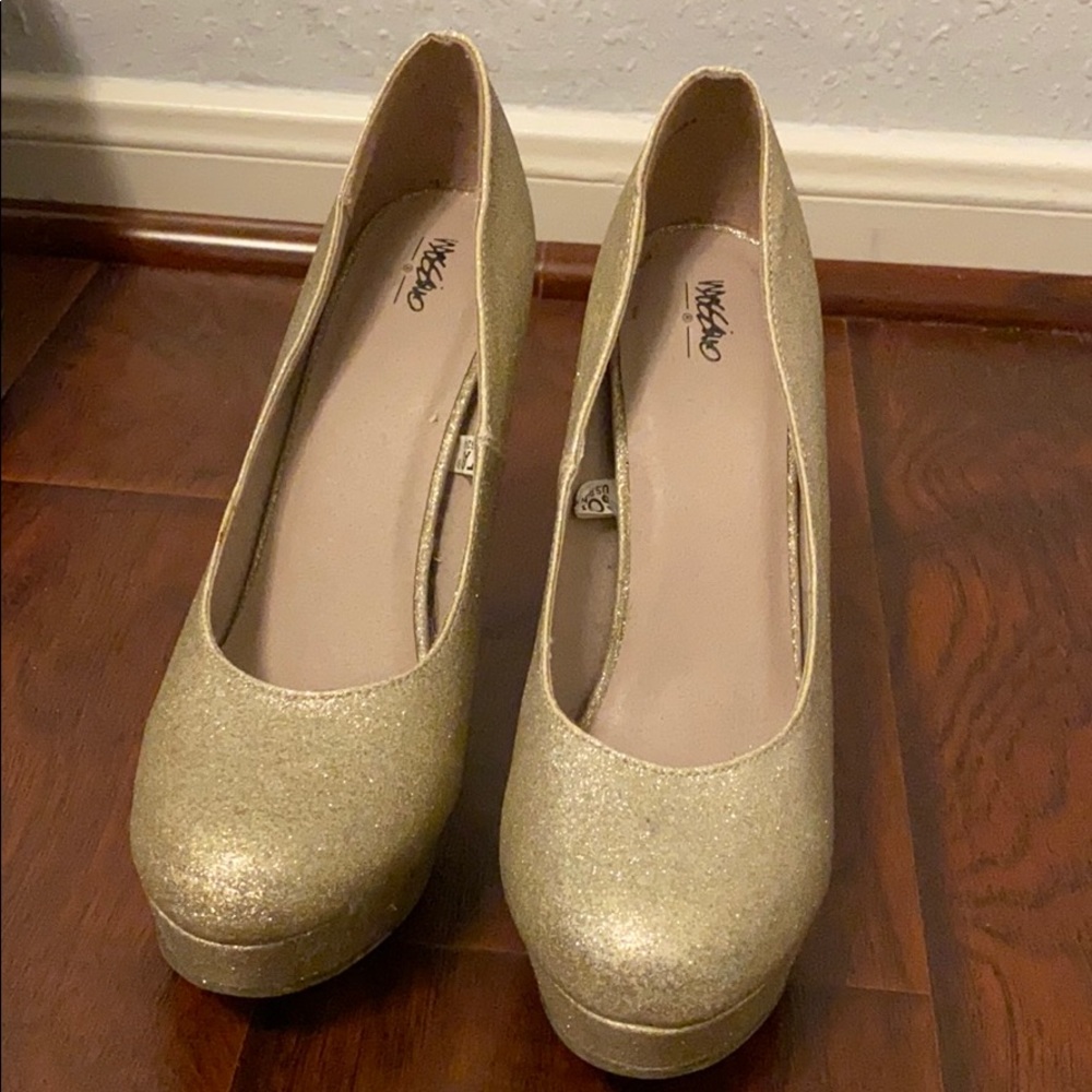 Mossimo (Target) - Gold Glitter Heels